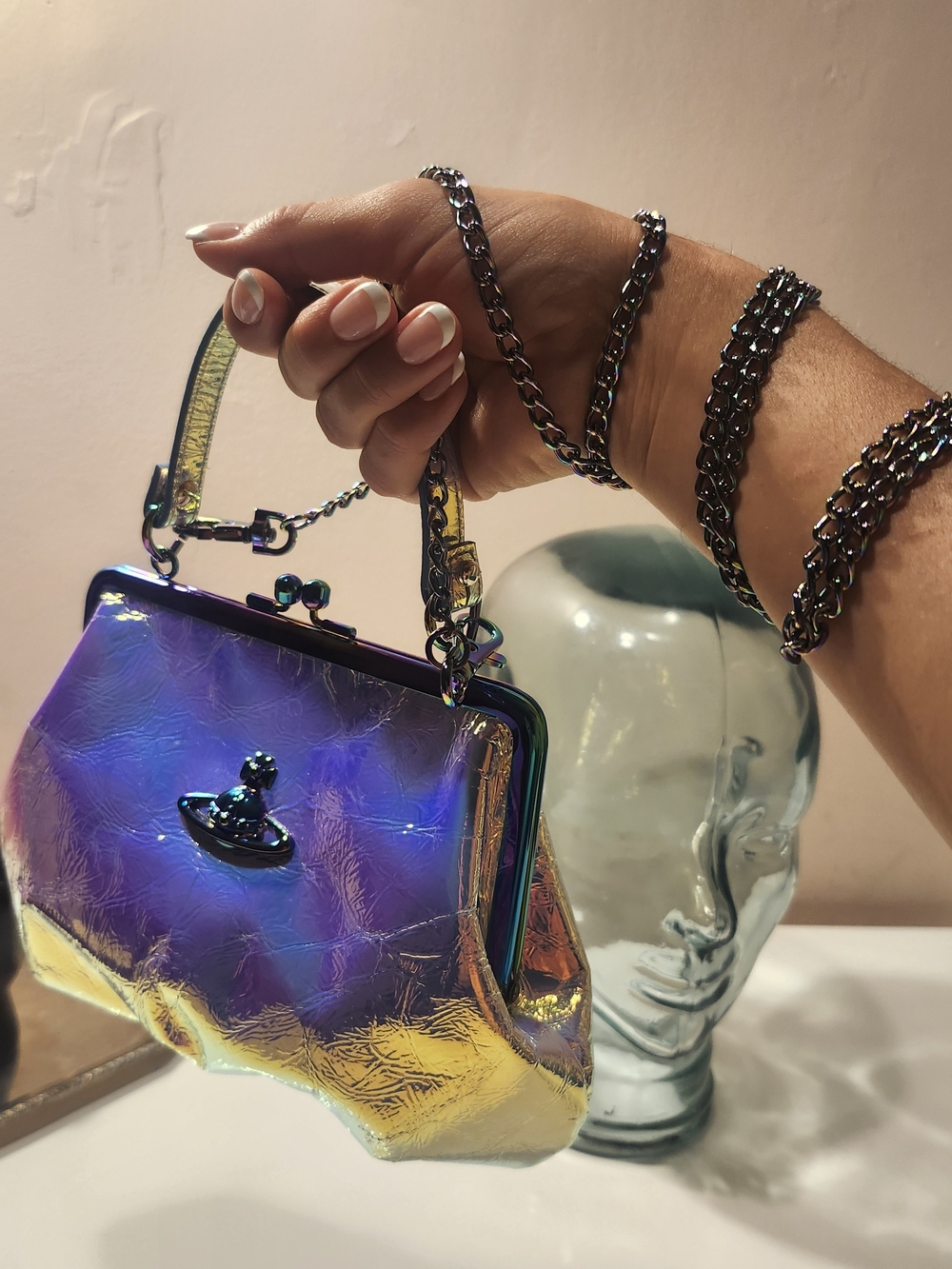 Vivienne Westwood BNIB Iridescent ORB Holographic- Bag - 2019 - Picture 11 of 16